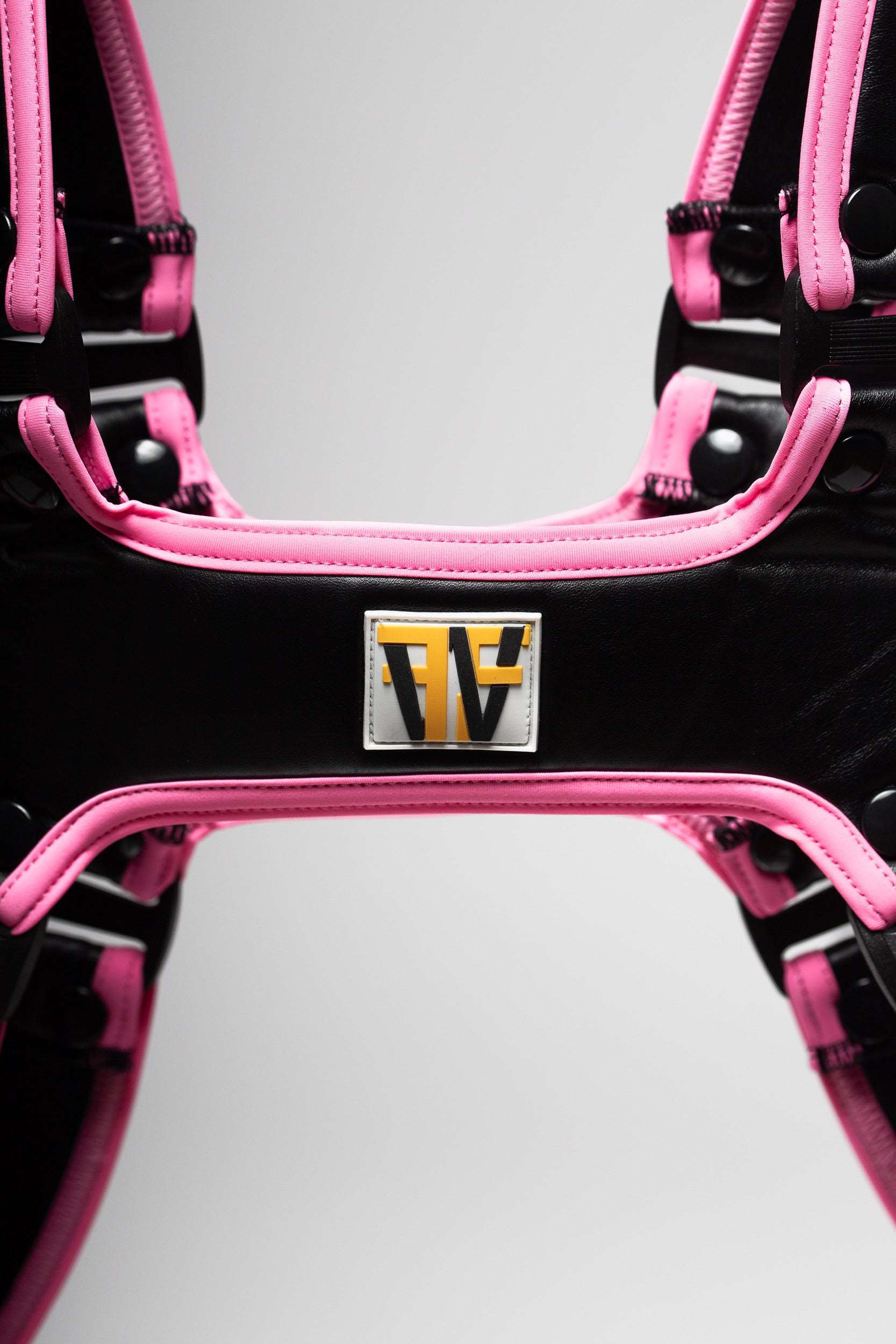 Hero Harness in Pink