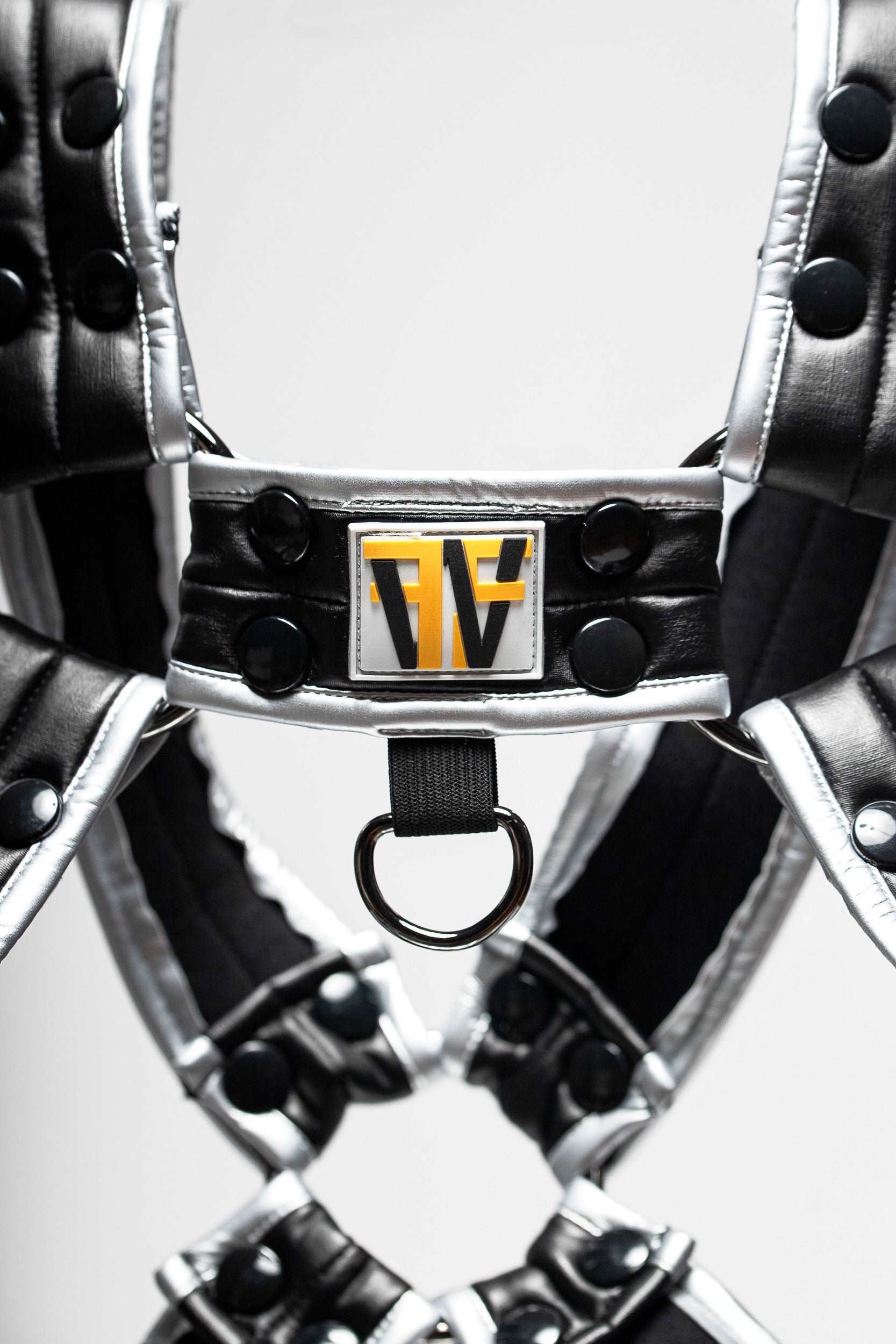 Dominator Harness Silver